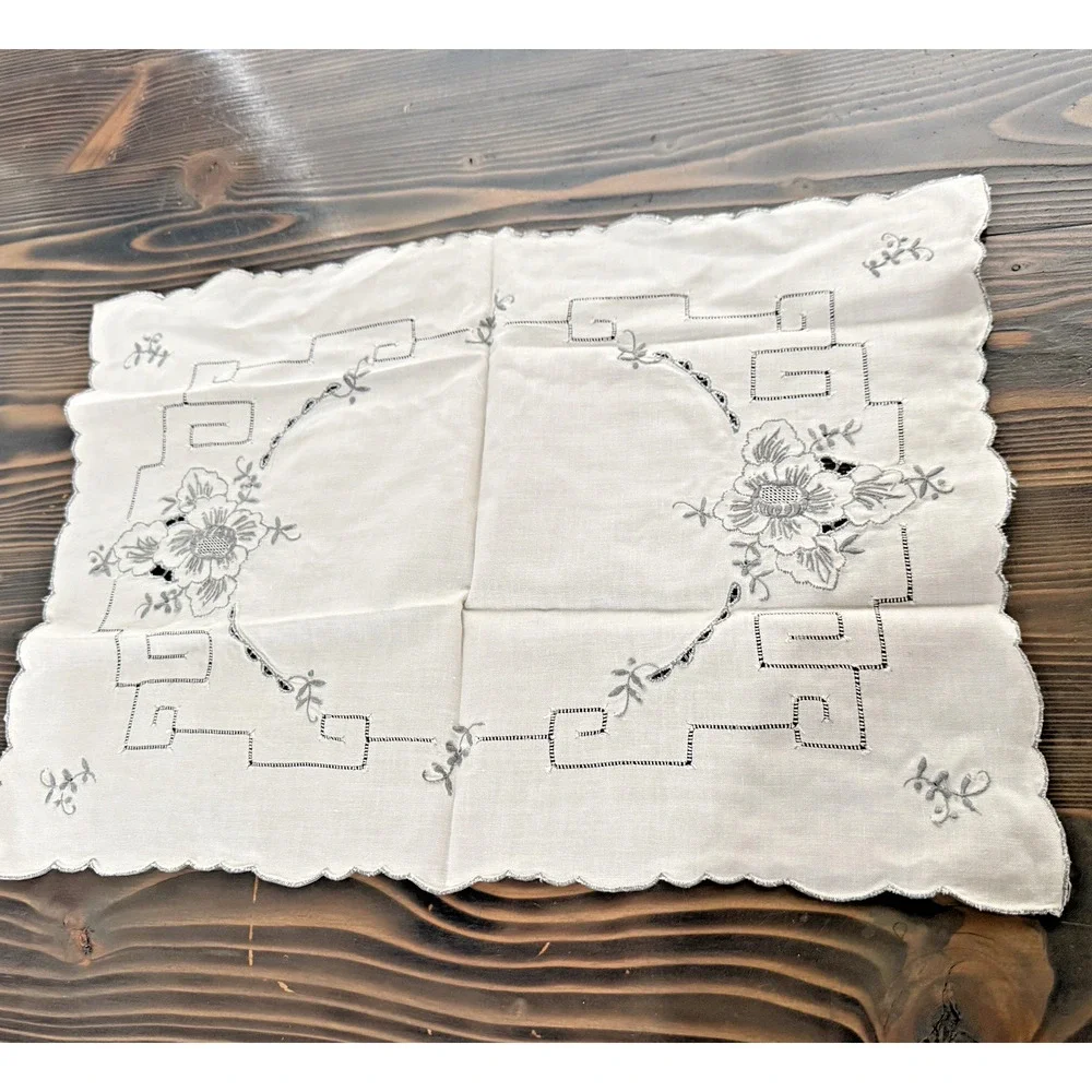 Grandmacore Vintage White Linen Placemats Set of 2 Embroidered Cutwork